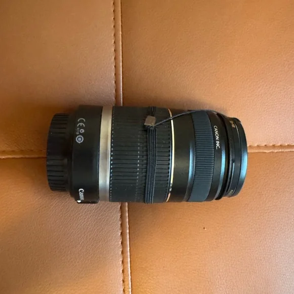 New Canon EFS 55-250 Telephoto Lens with Textured Grip